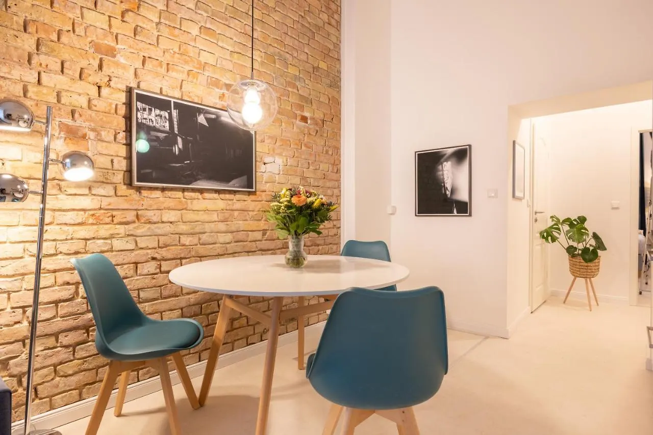 Great 2-Room Apartment Berlin